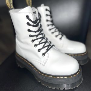 DOC MARTENS JADON SMOOTH LEATHER PLATFORM BOOTS